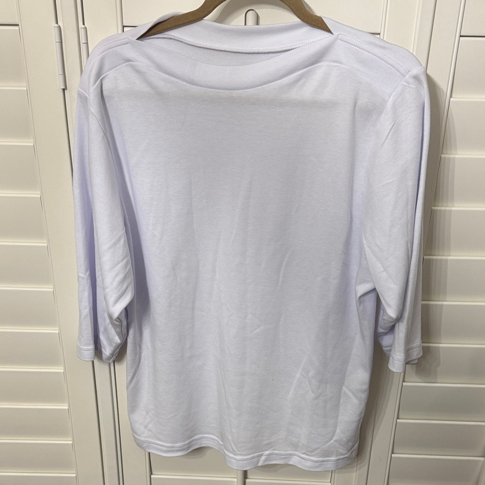 Elegant White Short Sleeve Women's Tee